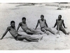 Joilson e demais colegas da Turma Sierra-71 na praia de Floripa